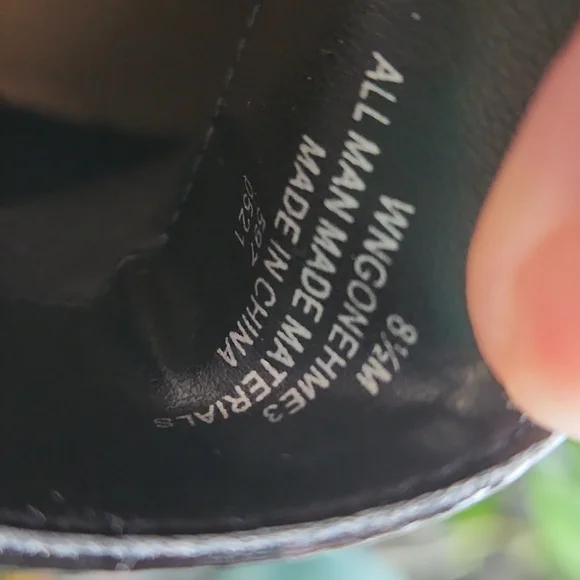 Nine West black loafers - Picture 6 of 6